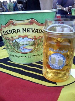 3787-SierraNevadaOktoberfest-thumb-250x333-3786.jpg