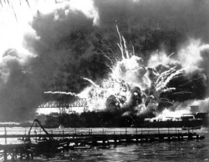 Pearl Harbor-uss-shaw-explodes
