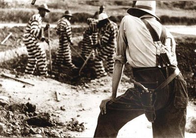 177-Chain-Gang-001.jpg