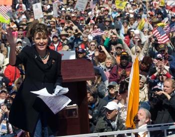 2064-Palin.Nevada8000attendees.jpeg