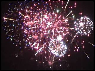 5107-fireworks-thumb-320x240-5106.jpg